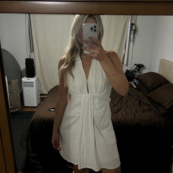 MAHINA dress - Picture 3 of 16